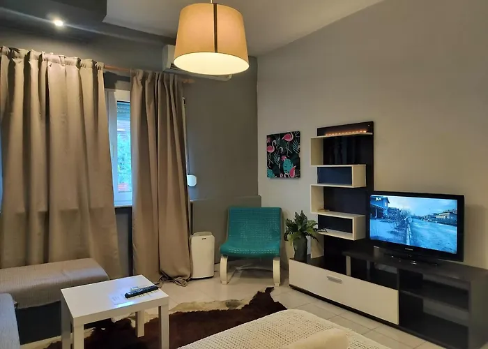 Isalos - Explore Center By Foot - Close To Helexpo, University & Hospital