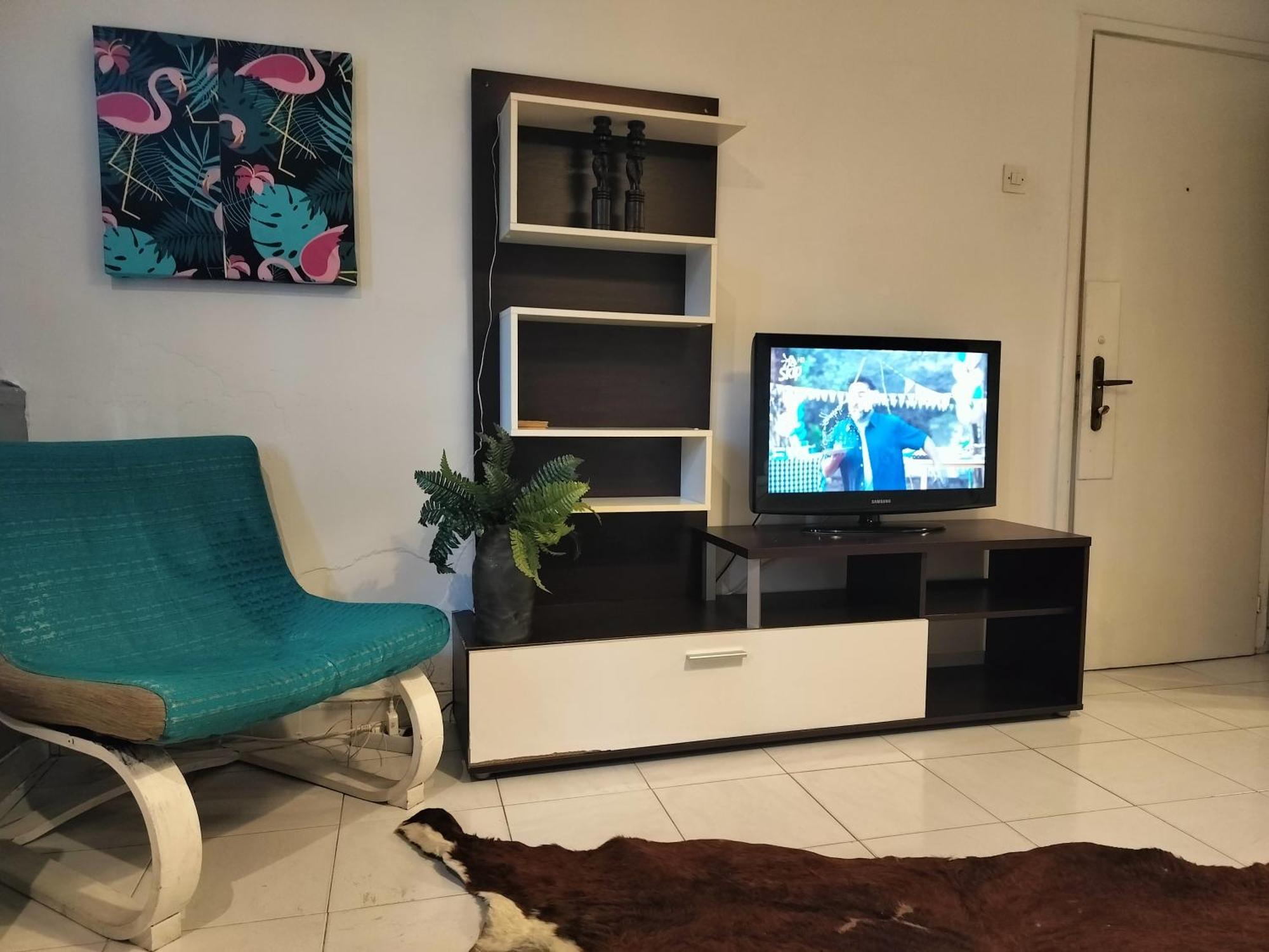 Isalos - Explore Center By Foot - Close To Helexpo, & Hospital Apartment Thessaloniki