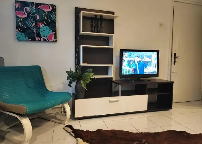 Isalos - Explore Center By Foot - Close To Helexpo, University & Hospital